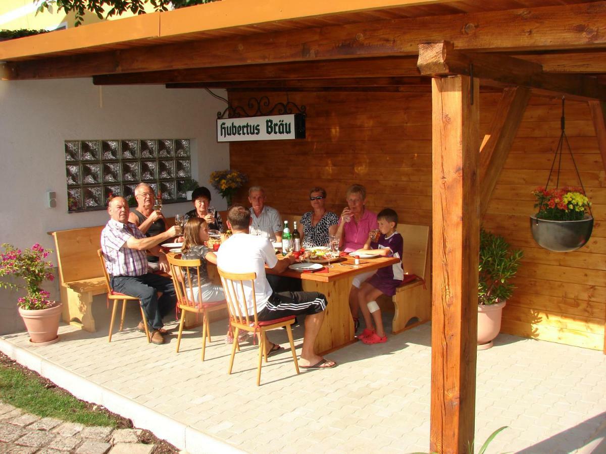 Appartementhaus Thermeneck Laa an der Thaya Exterior foto